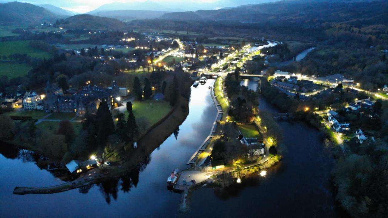 Apartamento Loch Ness Pods Fort Augustus Exterior foto